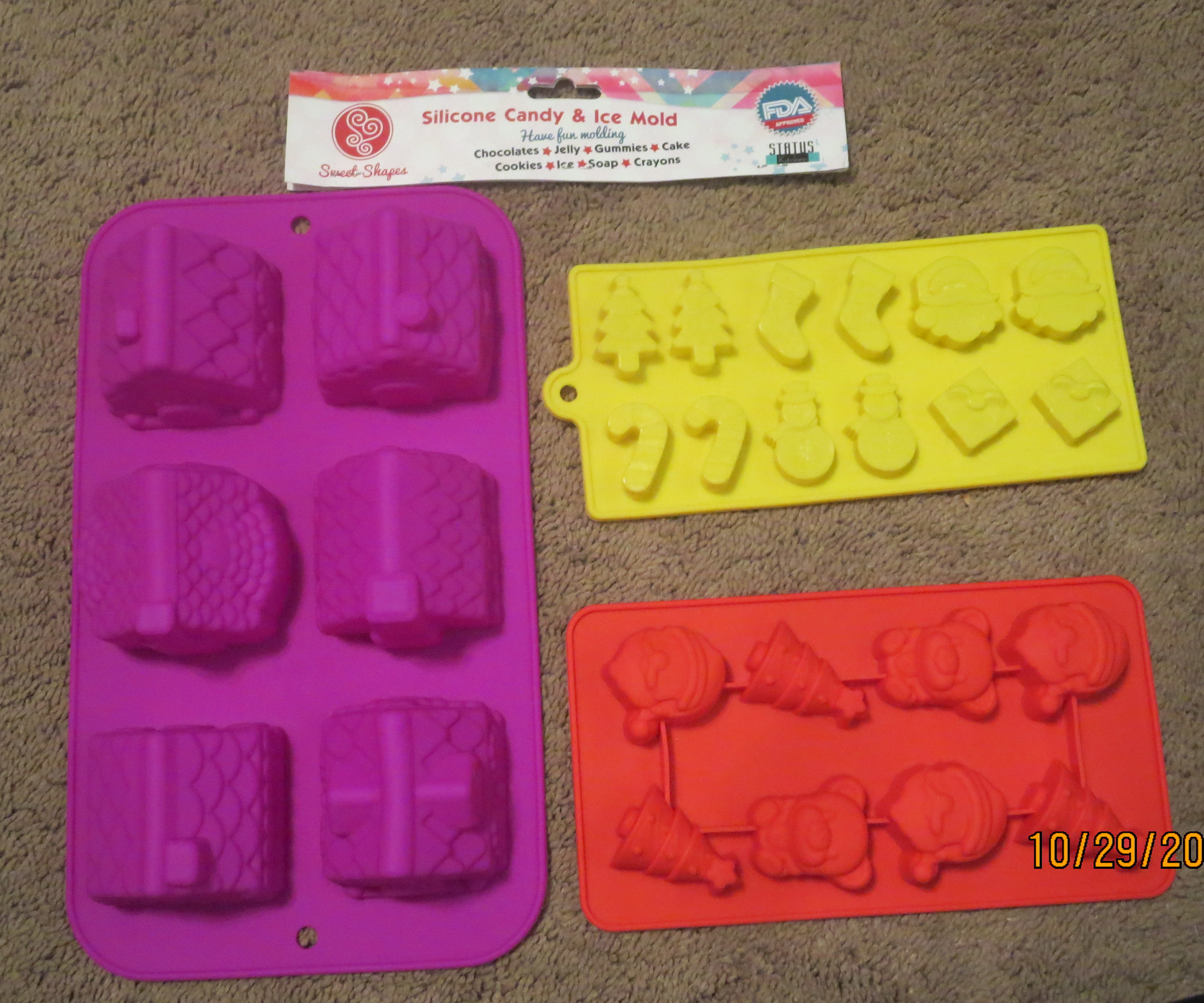 Christmas Silicone Candy Molds-3 pack Review