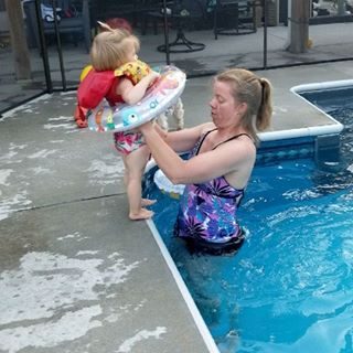 Mama asked and she shall receive! @meghcallie Tiny has turned into a waterbaby.

#tinybayla #bayla #swimmingfun #swimmingbaby #jumpingbaby #kickingbaby #poollife #poolfun #mowgli #piperantics #sawyerantics